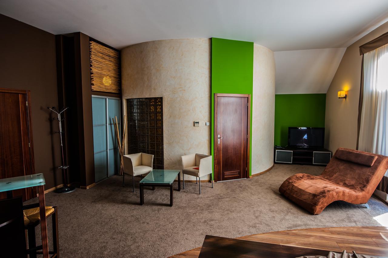 Hotel Sens Mierzyn  Exterior photo